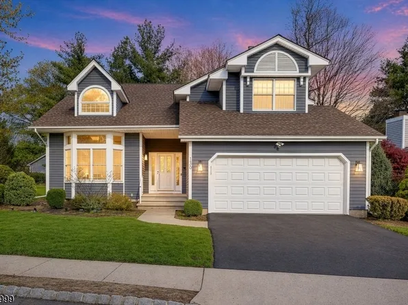 136 Autumn Ridge Rd, Bedminster, NJ 07921