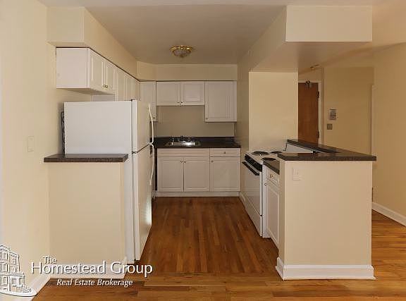 2nd image of 1446 N Dearborn Street # Fl 2a2nd