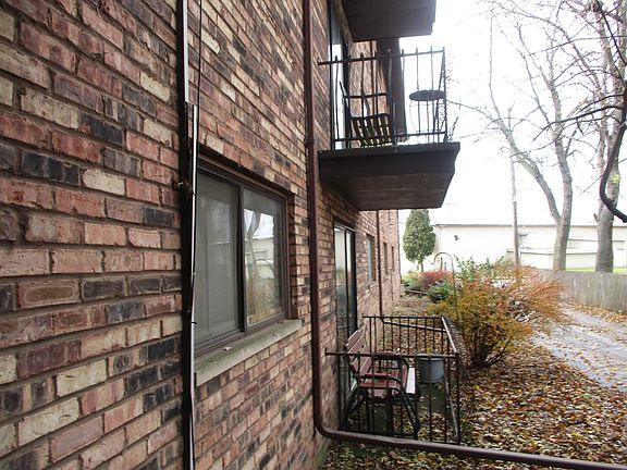 2nd image of 18405 Wentworth Ave APT 2D