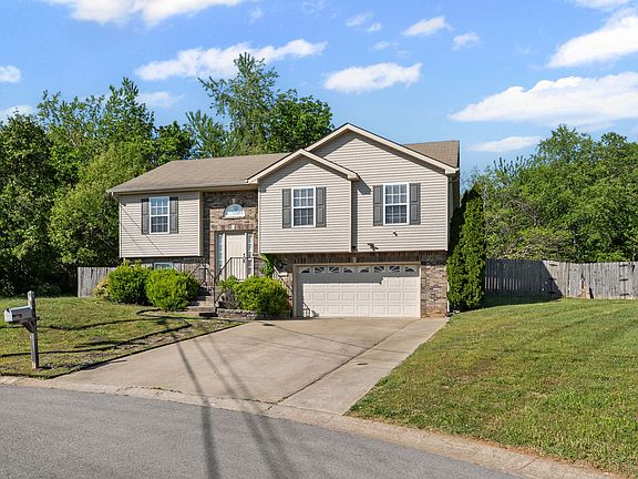 3rd image of 3443 Queensbury Rd
