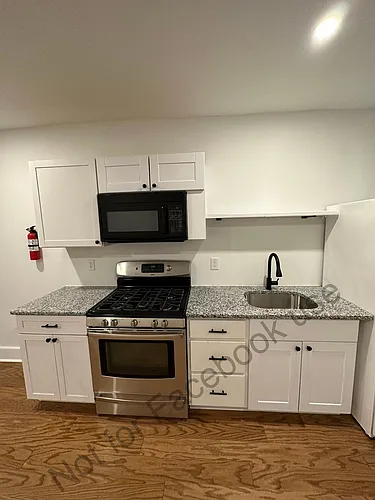 245 S 10th St #1R Photo 1 245 S 10th St #1R Photo 1