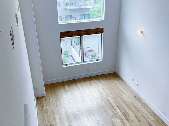 2nd image of 90 Meserole St APT 3B