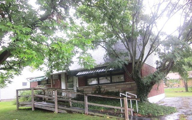 2nd image of 341 Ingram Rd