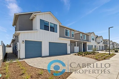 Floor plan 2 Bedroom 3 Bath