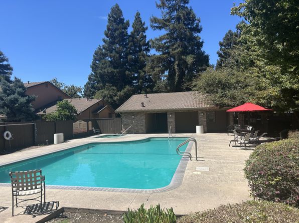 4063 Elmo Loop APT B