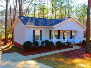 1513 Wet Stone Dr, Fuquay Varina, NC 27526