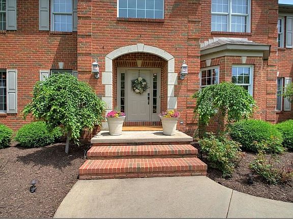 2nd image of 7613 N Mannheim Ct
