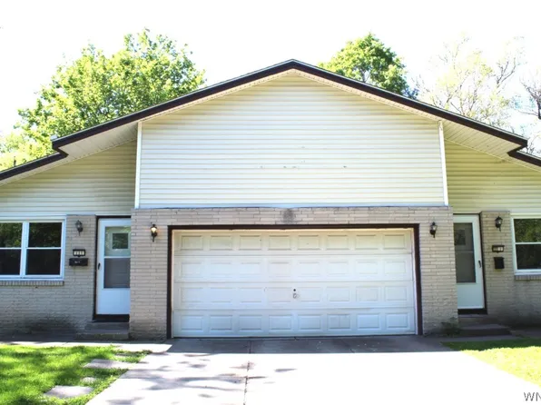 111 Sunshine Dr, Amherst, NY 14228