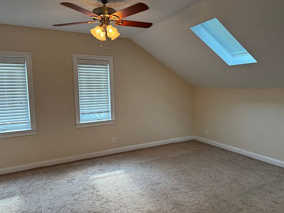 5th image of 600 Grove St