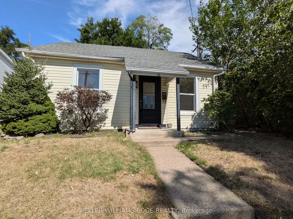 12 Nelson St, Hamilton, ON L8P 1G3