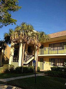 1st image of 1211 Meadows Cir