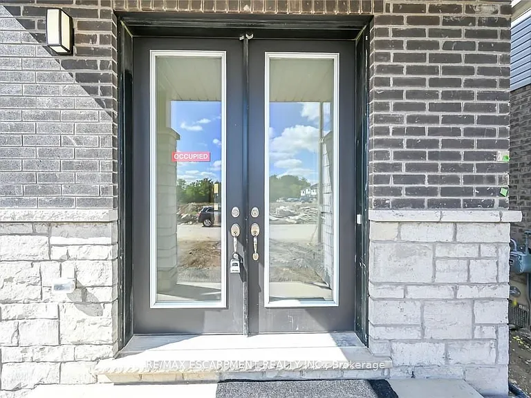 377 Provident Way — Photo 4