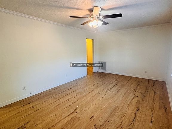 2nd image of 2237 11th St