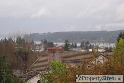 2nd image of 1208 S Sunset Dr