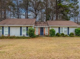 5955 Whitehaven Dr, Columbus, GA 31909