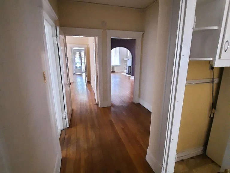 286 N McNeil St — Photo 1