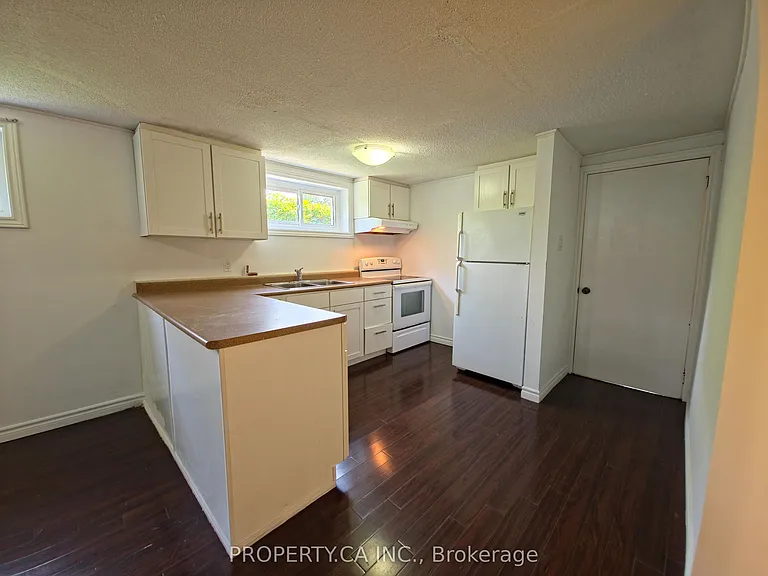 86 Tuscarora Dr #BASEMENT — Photo 2