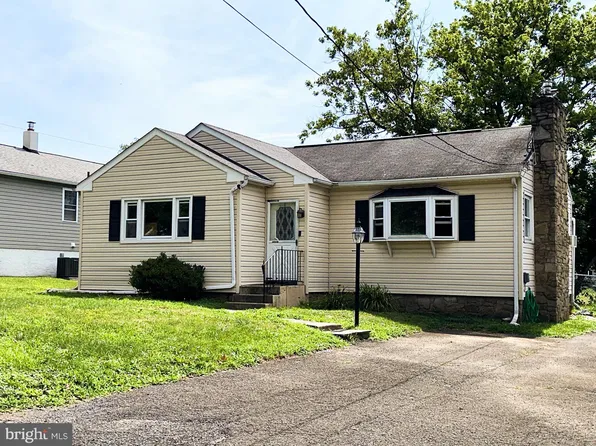 311 Laurel Ave, Horsham, PA 19044
