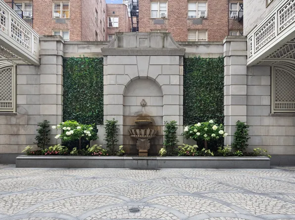 20 East End Avenue image 26 of 31