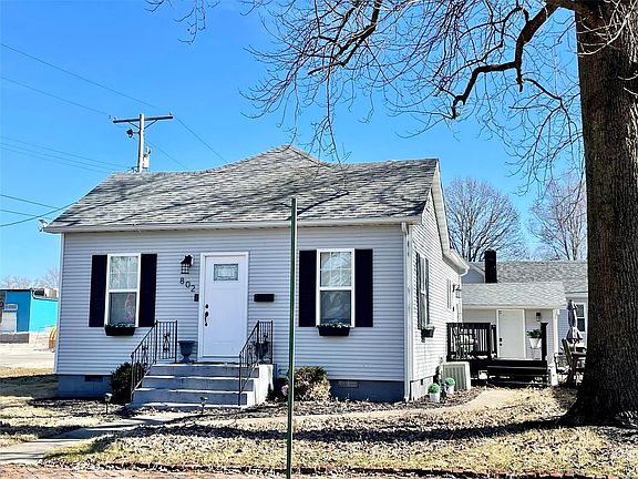 4th image of this home