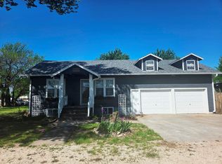 618 E Marion Ave, Goessel, KS 67053