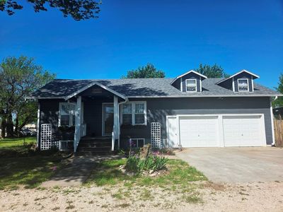 618 E Marion Ave, Goessel, KS, 67053