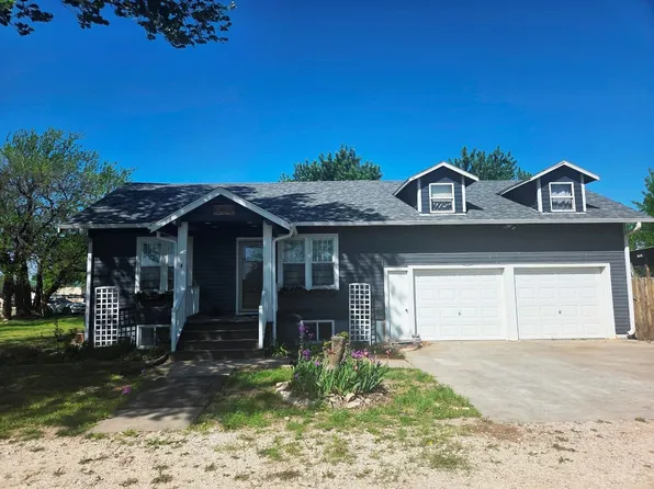 618 E Marion Ave, Goessel, KS 67053