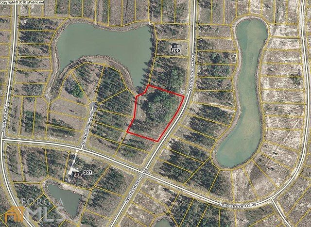2nd image of 381 Northshore Dr