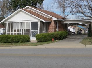 6004 Leitch St, Eastman, GA 31023