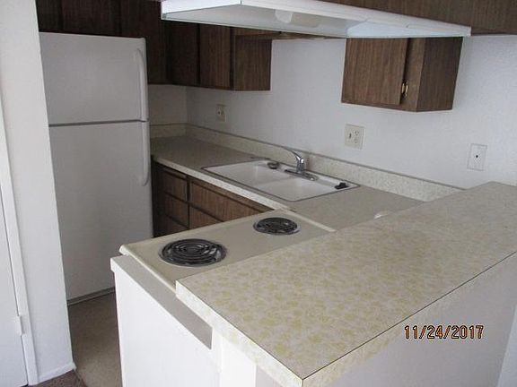 3rd image of 270 W Alamar Ave #13