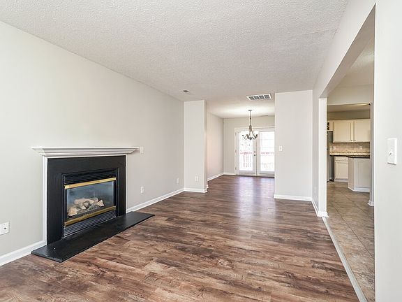 5th image of 5209 Carriage Woods Dr