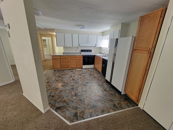 5th image of 8015 NE Bayberry Ln