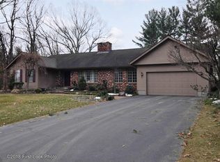 9 Fair Oaks Ln, Smithfield, RI 02828