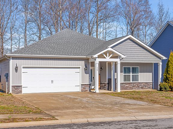 2nd image of 529 Somerset Ln