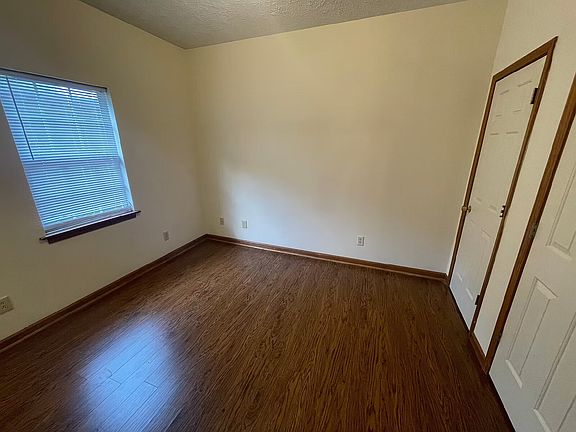 3rd image of 200 N Montgomery St APT 10