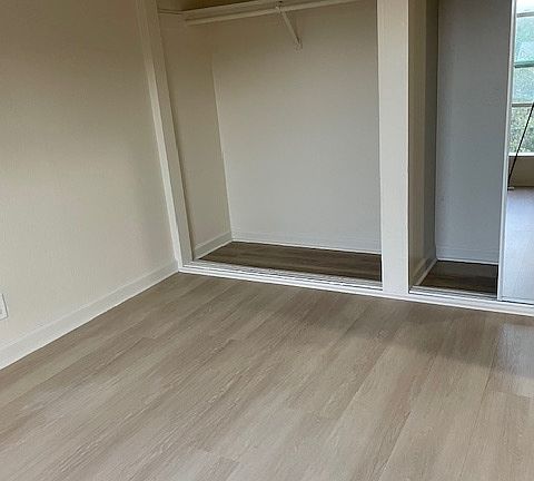 2nd image of 733 Jean St #11405650
