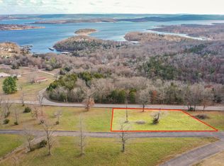 7A Carriage Oaks Dr, Reeds Spring, MO 65737