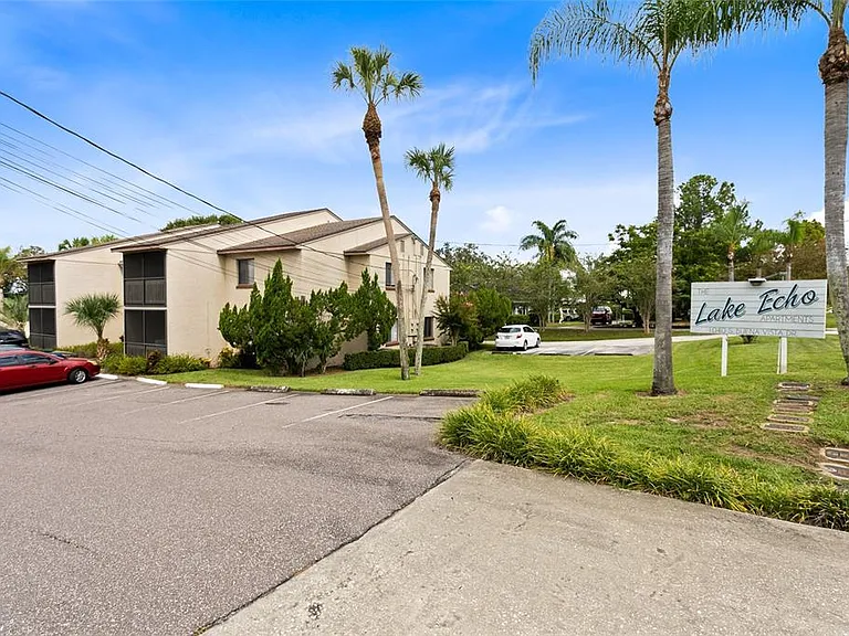 1040 S Buena Vista Dr #1040 — Photo 1