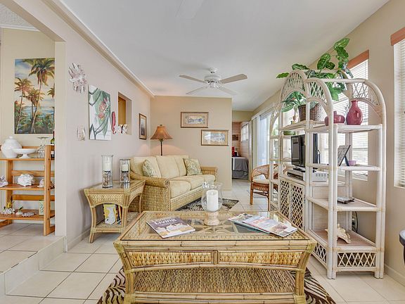 4th image of 701 Spanish Main Dr #365