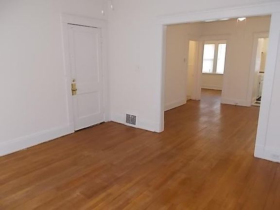 2nd image of 11711 Nelson Ct