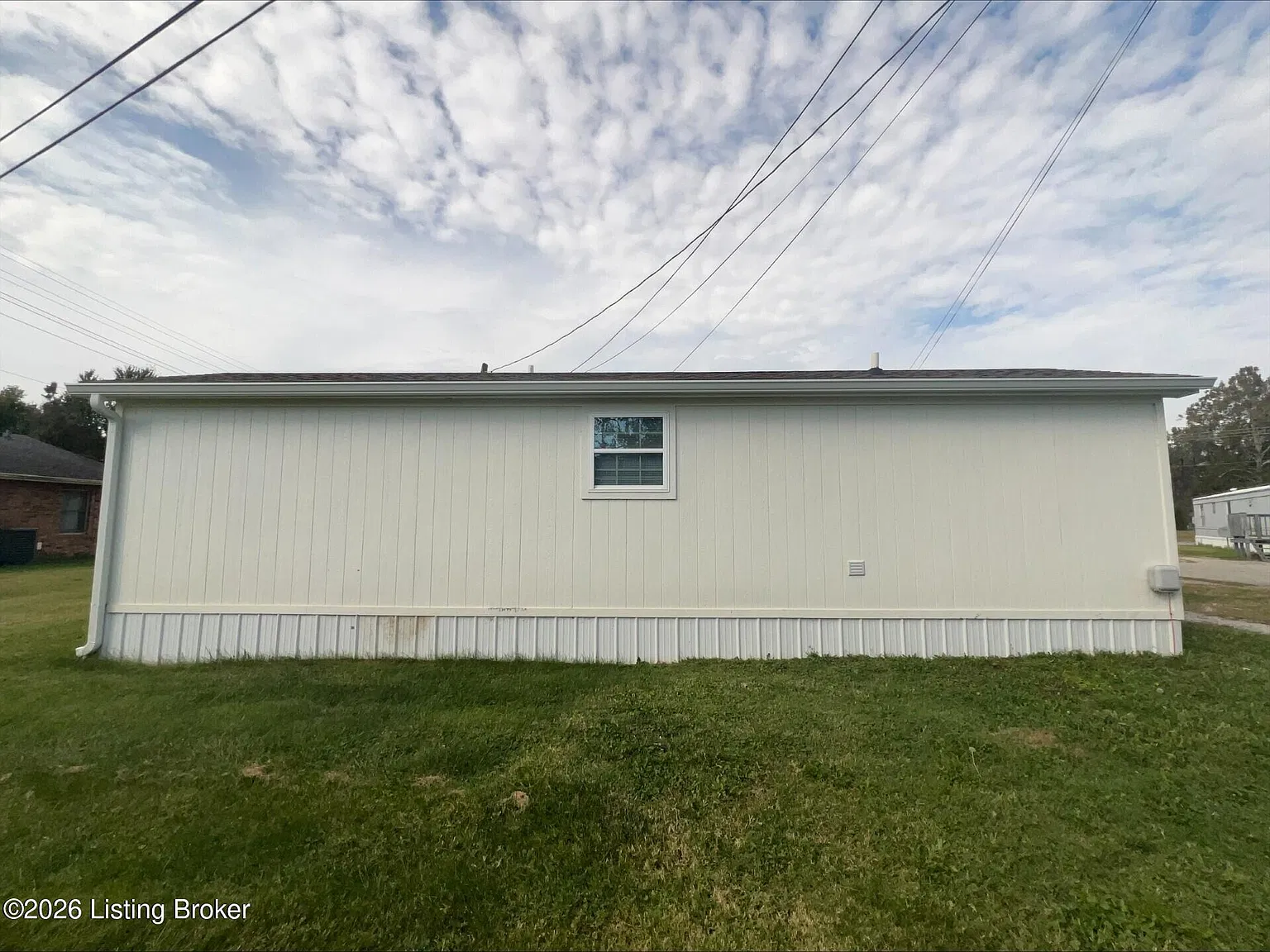 2 bed, 1.0 bath, 400 sqft, $1,395 — Photo 1