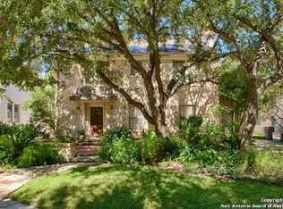 411 Thelma Dr, Olmos Park, TX 78212