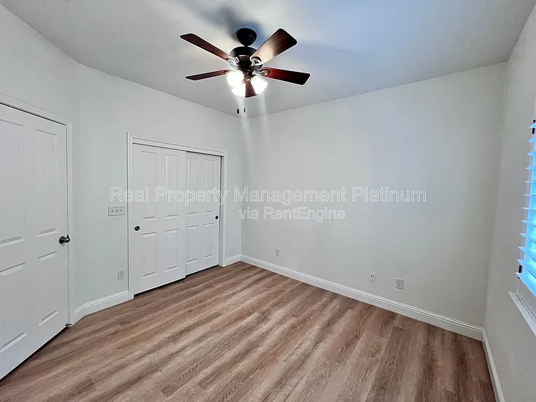 1030 E Royal Dornoch Ave — Photo 10