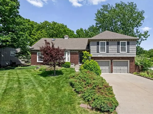 9249 Switzer St, Overland Park, KS 66214