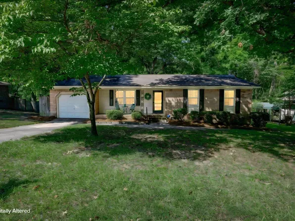 104 Mineral Lake Rd, Lexington, SC 29073