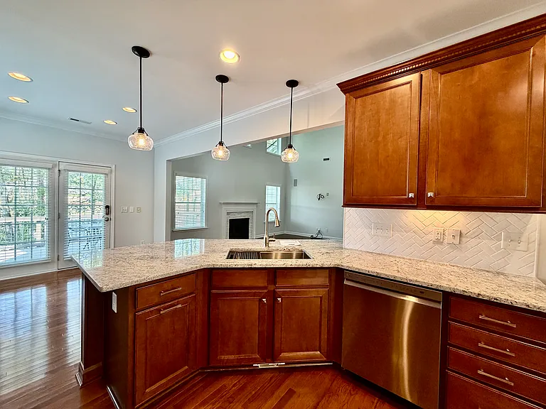 9416 Segundo Ln — Photo 9