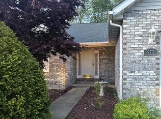 975 Northwestern Ave, Fairview Heights, IL