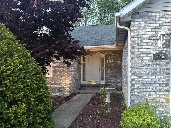 975 Northwestern Ave, Fairview Heights, IL 62208