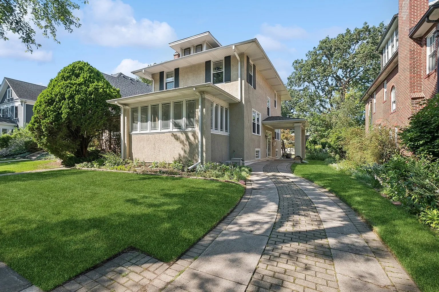 504 Maple Ave photo 1