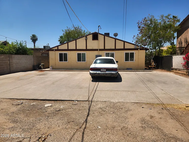 918 E Garfield St #B — Photo 12